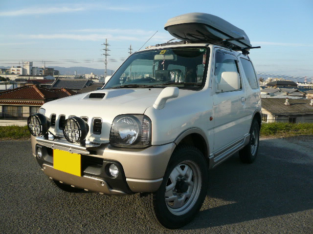 大阪府摂津市、四駆でお馴染み4x4 CRAZEのカスタムカー紹介